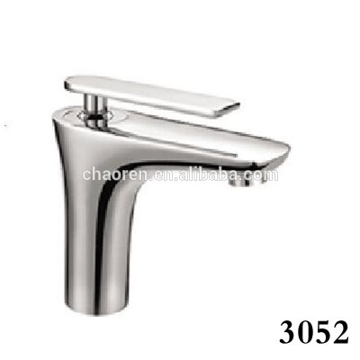 Wholesale high quality deck mounted bathroom basin faucet water mixer tap